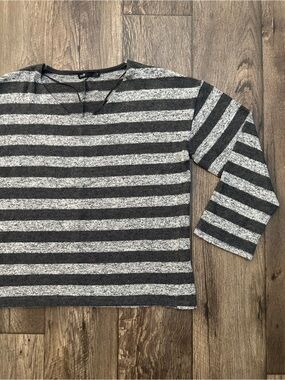 Oodji Ultra V-neck Sweater Wide Sleeves Women’s Size M Striped Gray